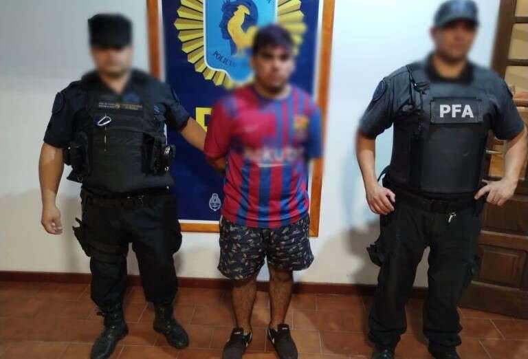 Santa Rosa: Policía Federal detuvo a un hombre por narcomenudeo en cercanías de una Escuela
