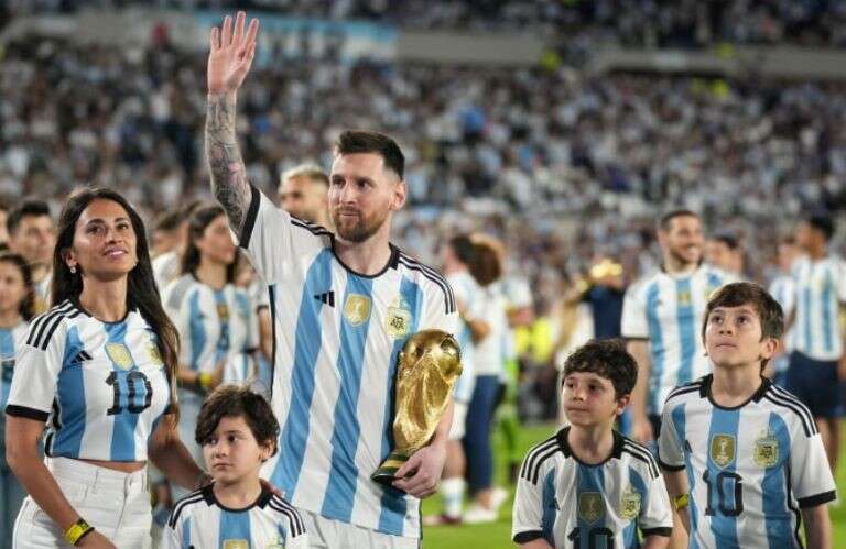 Fútbol: “Disfrutemos del campeonato del mundo, no sabemos cuándo volverá a suceder”, señaló Messi