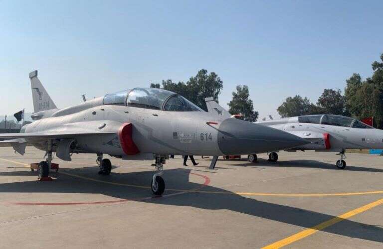 China: El Gobierno está más cerca de venderle aviones de combate a la Argentina gracias a la financiación que ofrece