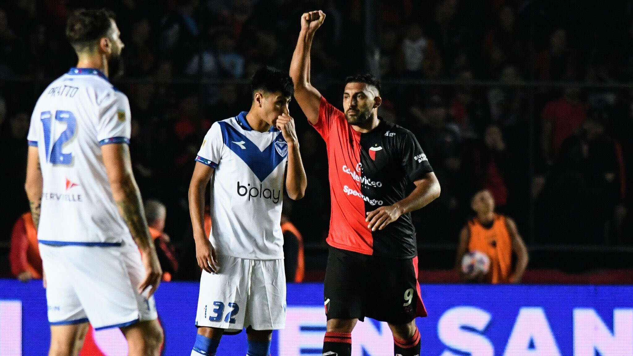 Fútbol: Con doblete de Ãbila, Colón ganó y se aleja del fondo