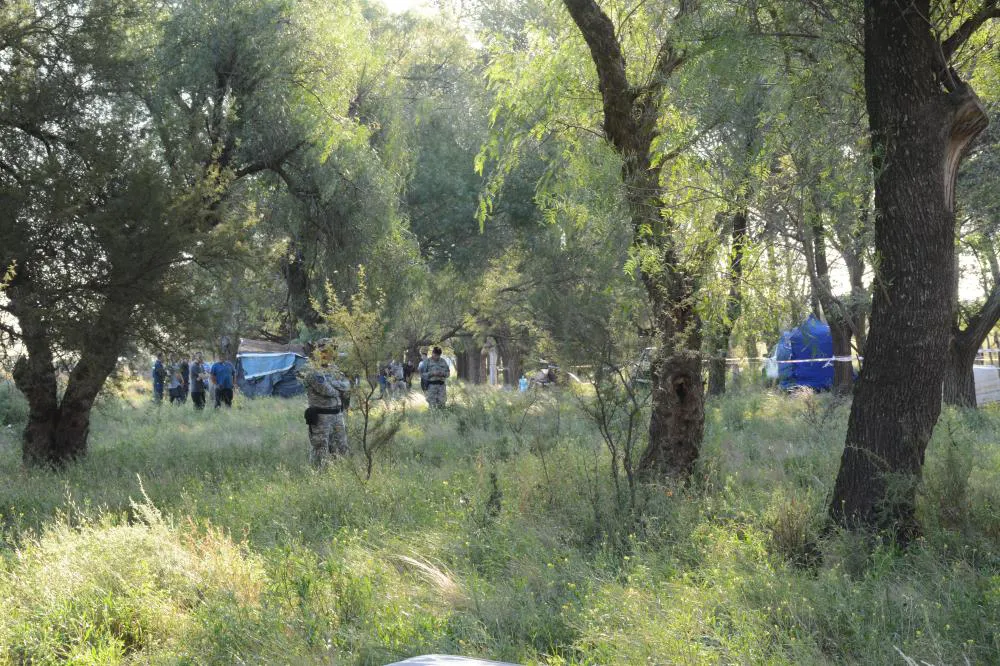 Santa Rosa: Tras el hallazgo del cuerpo, la familia de Bazán reconoció la ropa del joven