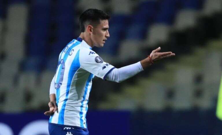 Fútbol: Con un espectacular gol de Rojas, Racing venció a Ã‘ublense en Chile por Copa Libertadores