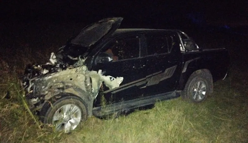 Una camioneta y una combi chocaron contra vacunos en la ruta NÂº152