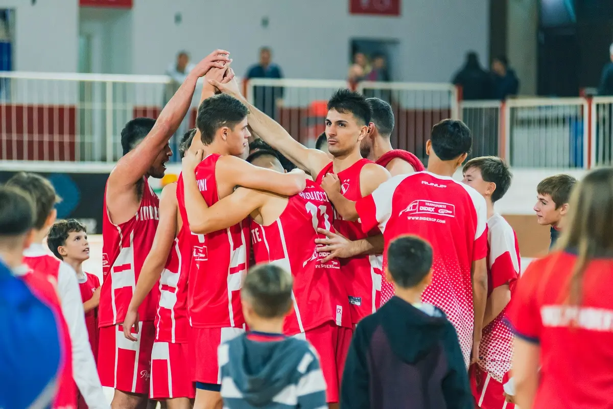 Liga Federal de Básquet: Independiente se quedó con el primer duele del clásico piquense