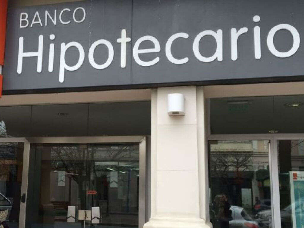 Santa Rosa: Aperciben a un banco por operaciones en el sistema de tarjeta de crédito