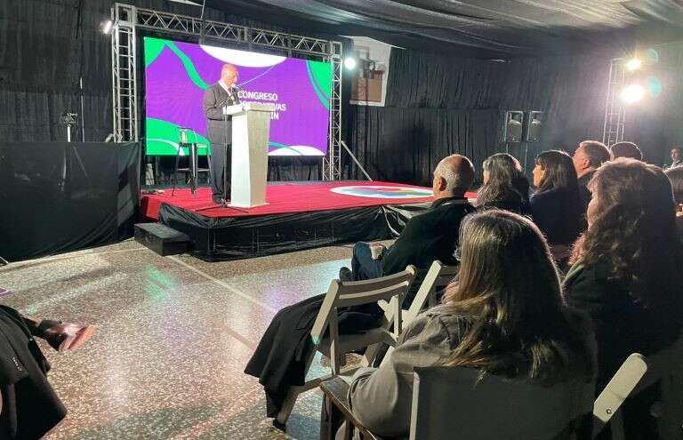 Macachín: El Gobierno estuvo presente en el VÂ° Congreso de Cooperativas