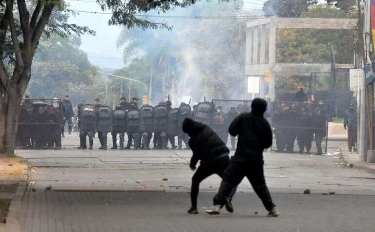 Incidentes y represión en Jujuy: Confirman que hay 170 heridos y 68 detenidos