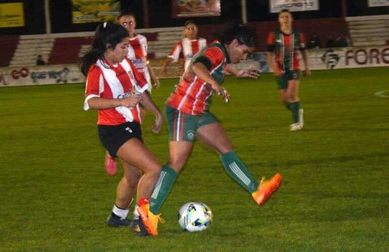 Fútbol femenino: Costa Brava y Rumbo a Vélez no se sacaron ventajas en el comienzo de la Copa Federal