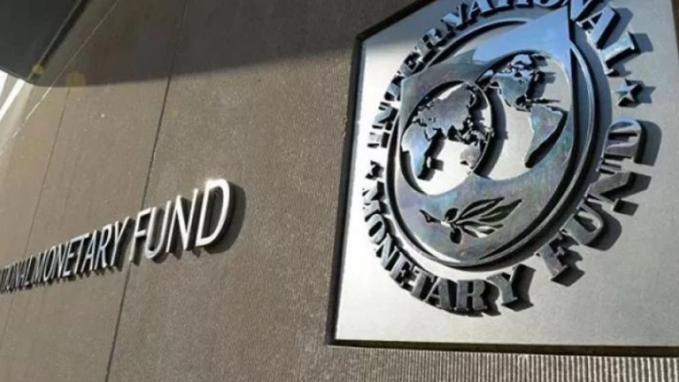 El Gobierno pagó el último vencimiento del año con el FMI y las reservas lo sintieron
