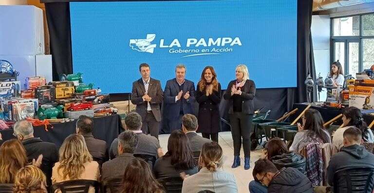 La ministra de Desarrollo Social de la Nación firmó convenios e inauguró un CDI en Realicó