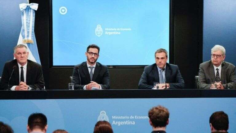 Renuevan acuerdos de precios por 90 días y habrá medidas de “alivio fiscal” a empresas