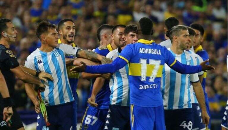 Fútbol: Boca recibe a Racing en el primer partido de los cuartos de final de la Copa Libertadores