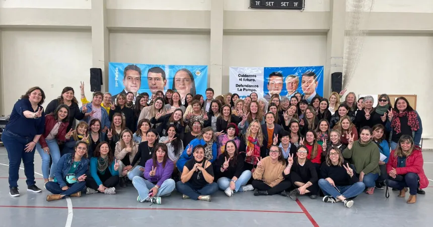 Mujeres peronistas se reunieron en Jacinto Arauz