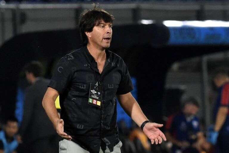 Fútbol: El argentino Daniel Garnero es el nuevo entrenador de la selección de Paraguay
