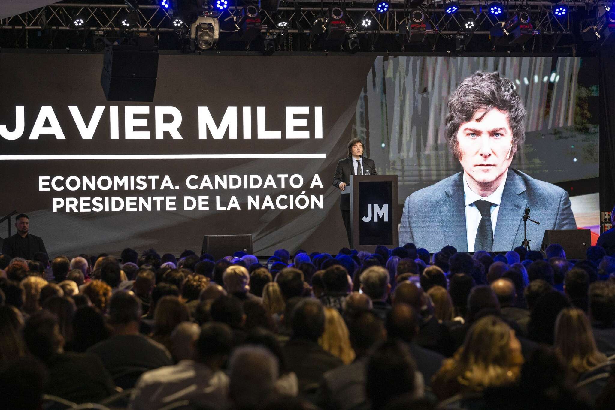 Milei aseguró que si es presidente ajustará 15 puntos del PBI