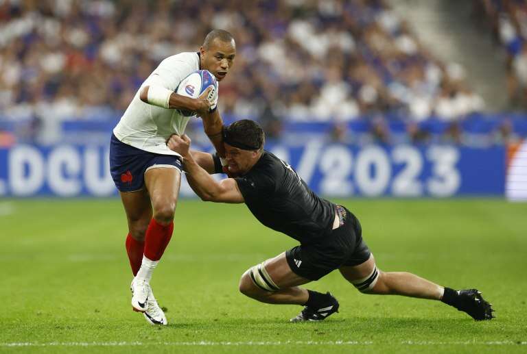 Rugby: Francia jugó con aplomo y se llevó un gran triunfo ante los All Blacks en el debut mundialista