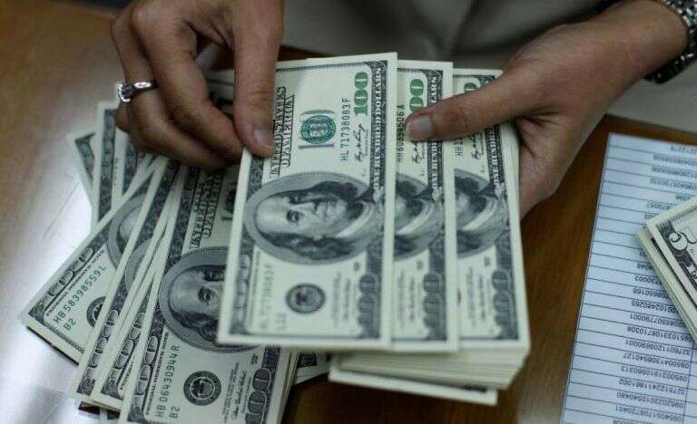 Dólar: El blue cayó 120 pesos en apenas dos días y alivio en el Gobierno
