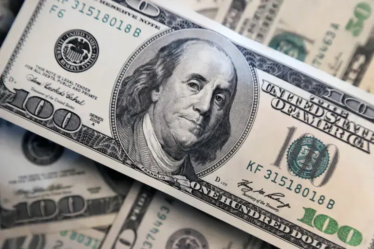El Banco Central endureció el cepo para evitar la salida de dólares