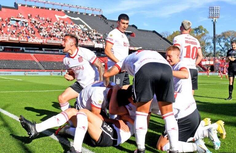 Fútbol: Estudiantes le ganó a Huracán y espera por Boca o Talleres de Córdoba en Copa Argentina