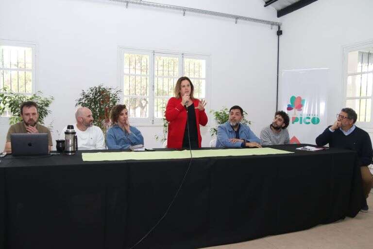 General Pico: “Lo que se debe hacer en un ámbito democrático para fortalecer el sistema es participar y ser parte”, dijo Alonso