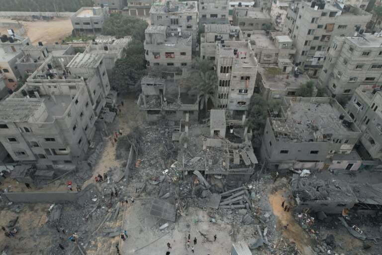 Medio Oriente: Israel rodea con tanques la ciudad de Gaza e intensifica la guerra contra Hamás