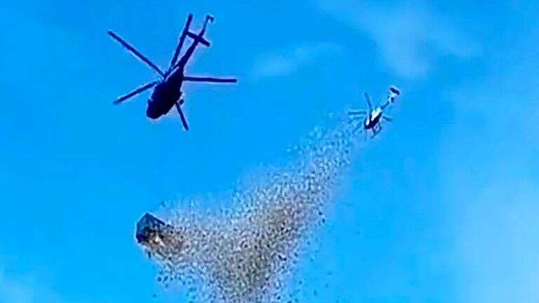 República Checa: Un influencer arrojó un millón de dólares desde un helicóptero para sus fanáticos