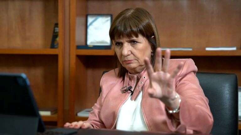 Bullrich le pidió la renuncia a uno de sus funcionarios y lo denunció ante la Oficina de Anticorrupción
