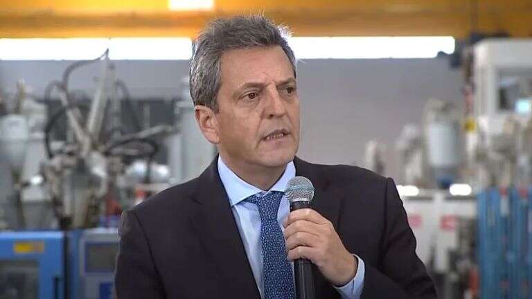 Massa adelantó que hará un anuncio para consolidar las reservas y evitar un “ataque especulativo”