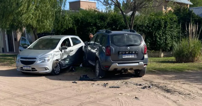 Toay: Distracción, choque y una mujer hospitalizada