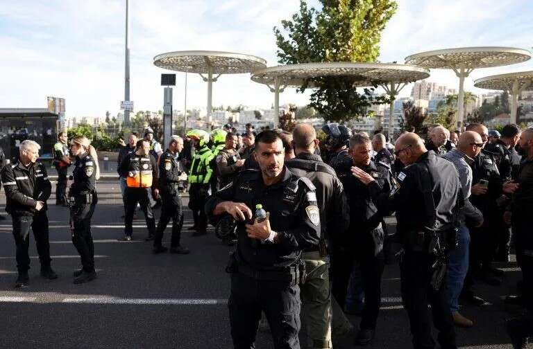 Medio Oriente: Tres muertos y varios heridos en un ataque terrorista en una parada de colectivo de Jerusalén
