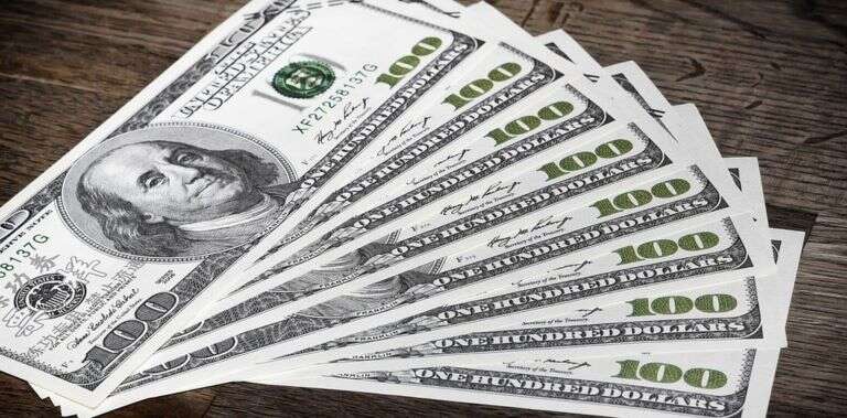 Dólar: El blue terminó la semana en baja a $920