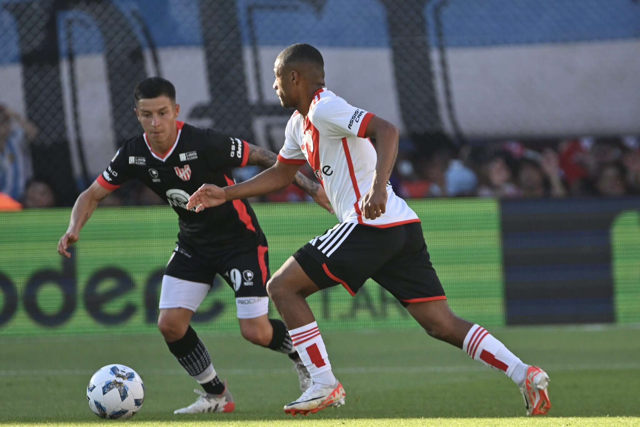 Fútbol: River igualó con Instituto y clasificó segundo a cuartos de la Copa de la Liga