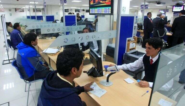 El Gobierno dio de baja a unos 7.000 empleados del Estado