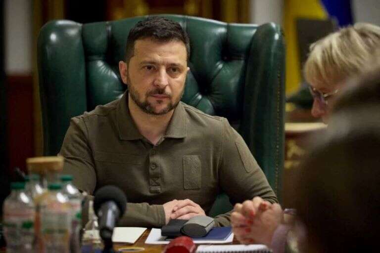 Ucrania: Zelenski vendría a la asunción de Javier Milei