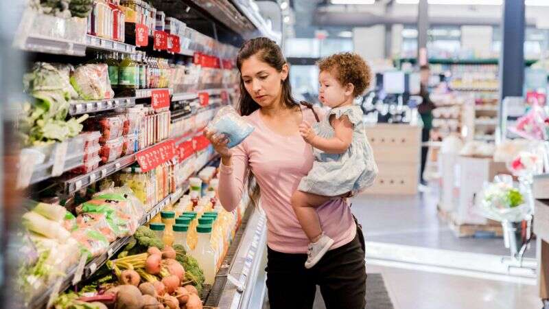 Qué pasará con el crecimiento económico y la inflación en América Latina en 2024 (y cuál es “la gran oportunidad” que la región puede aprovechar)