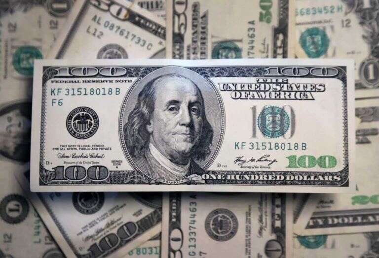 Dólar: el blue anotó la mayor suba diaria del año al escalar $35 y la brecha alcanzó el 25%