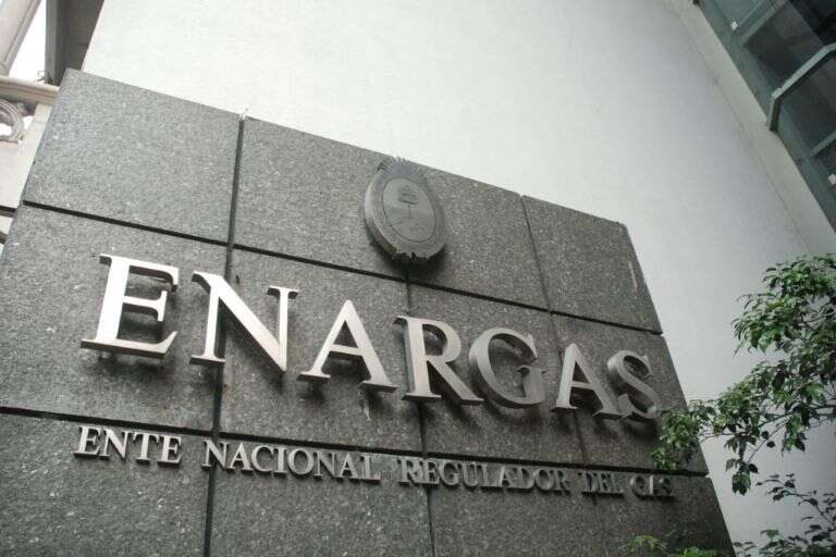 Este lunes comienzan a discutir el incremento de las tarifas del gas