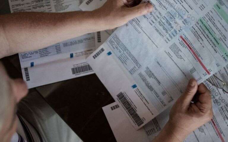 Las grandes empresas distribuidoras de energía eléctrica pidieron ajustar los precios por inflación