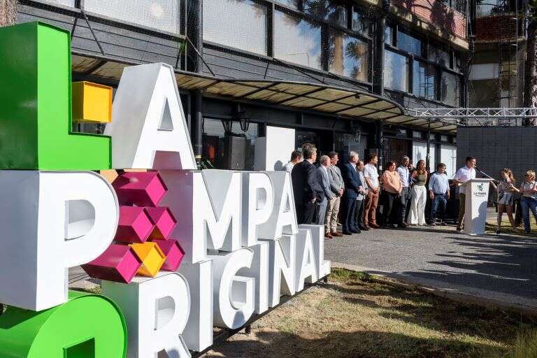 El gobernador Ziliotto encabezó el lanzamiento de la marca turística “La Pampa Original”