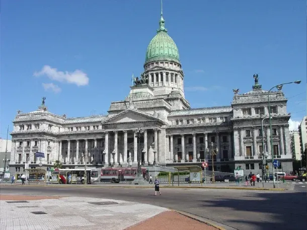 Jefes de bloques, ex gobernadores y referentes del oficialismo concluyen su mandato como diputados en diciembre del 2025
