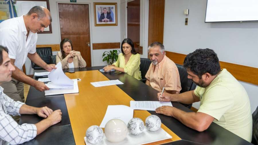 General Pico: Se relocalizan dos empresas en el Parque Apícola y Agroalimentario