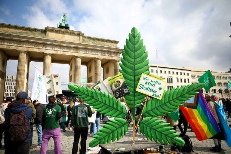 Alemania: El país se prepara para unirse al club del cannabis legal