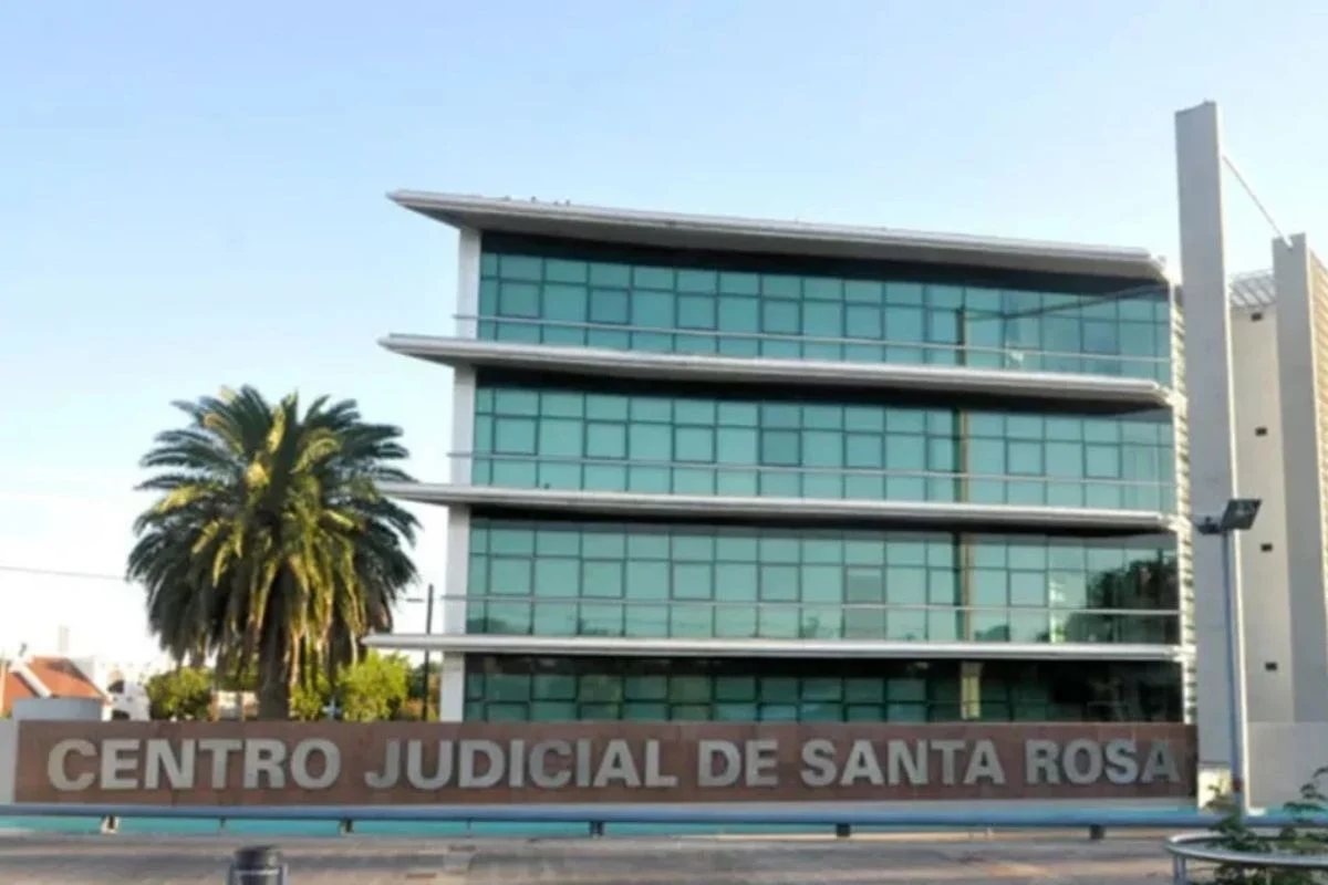 Condenaron a una madre a realizar trabajos comunitarios por no enviar a su hijo al colegio