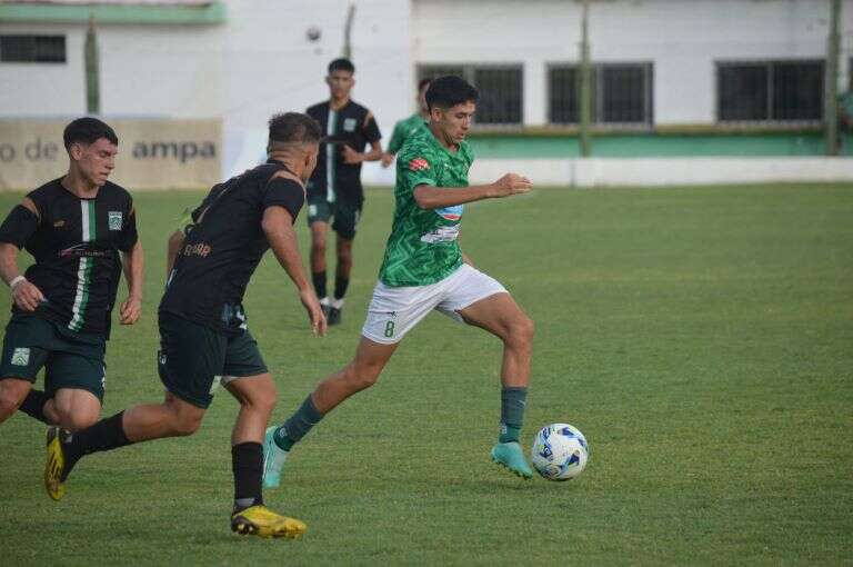 Fútbol: Comenzó el campeonato de la Liga Pampeana y Pico FBC, Ferro de Realicó, Jorge Newbery y Alvear FBC picaron en punta