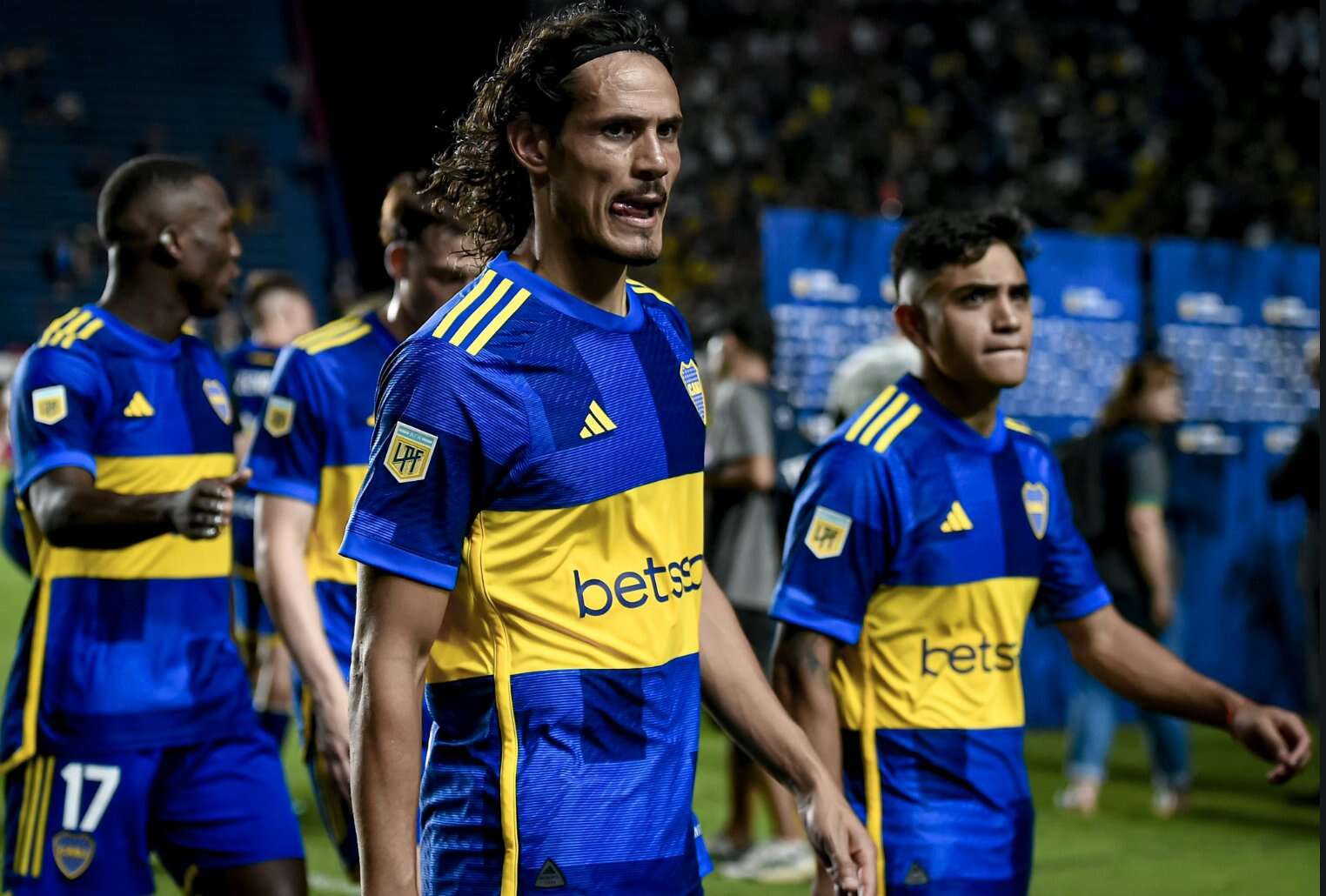 Fútbol: Descartaron una posible lesión de Cavani