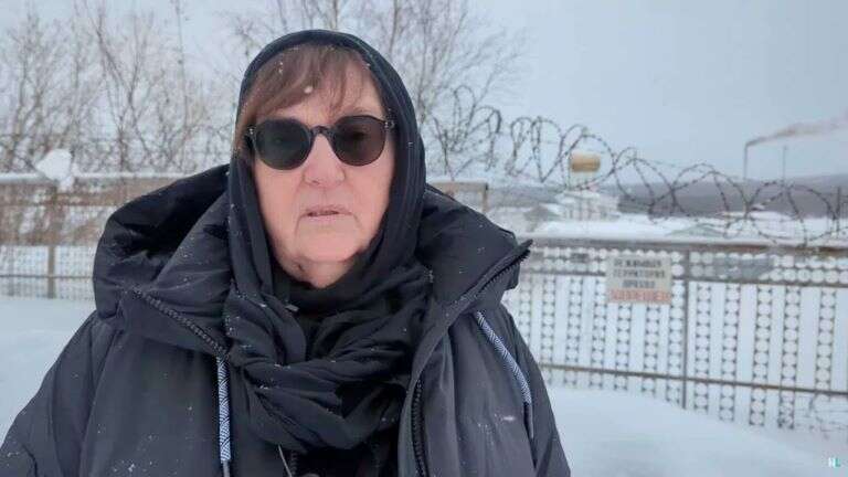 Rusia: Escalofriante denuncia de la madre de Navalny