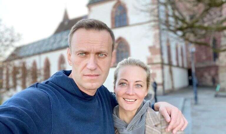 Alemania: La esposa de Navalny advierte a Putin desde Múnich, ”no quedarán impunes”