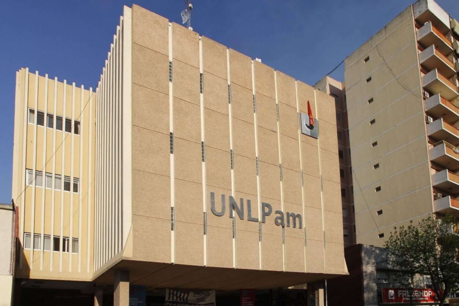 La Universidad Nacional de La Pampa implementó el cursado virtual