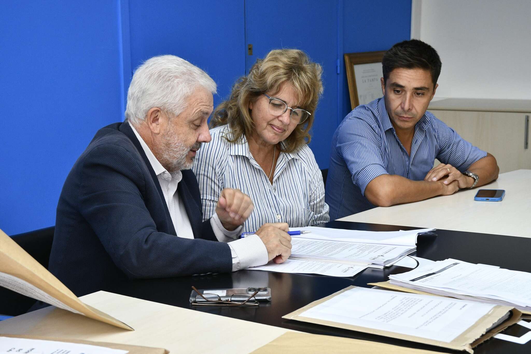 Licitaron obras de sistema de calefacción para salones de usos múltiples de tres escuelas