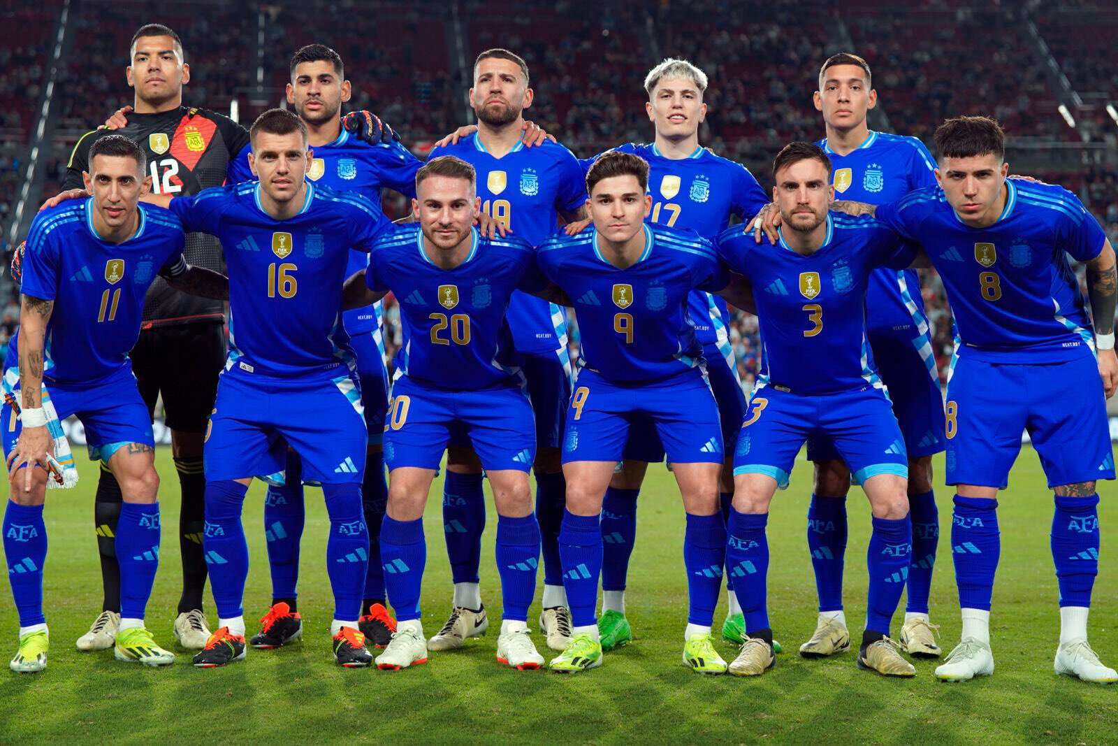 Fútbol: Argentina lo dio vuelta y venció 3 a 1 a Costa Rica